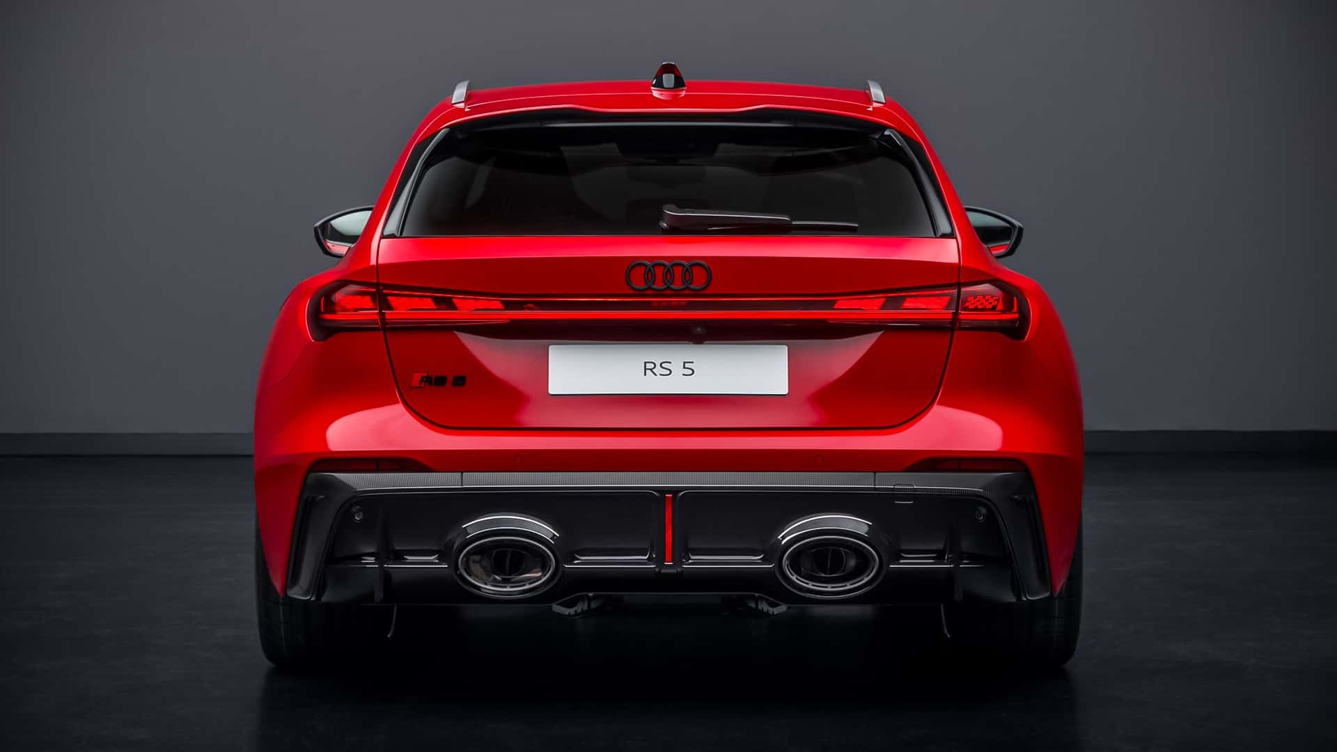 Audi RS5 Avant 2026 interni