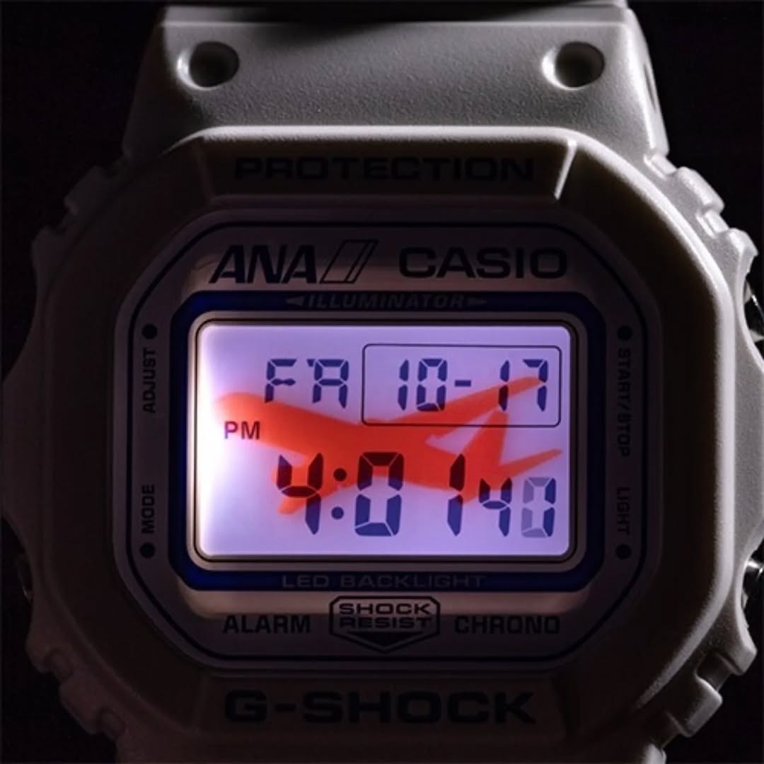 Scatola con marchio ANA per il G-Shock DW-5600