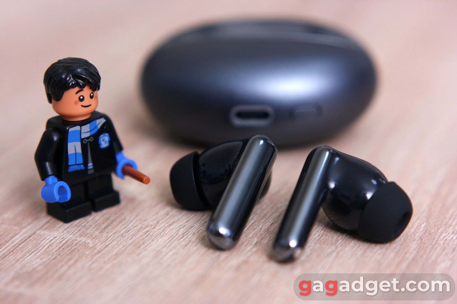 Cuffie Haylou FlowBuds N55 in uso