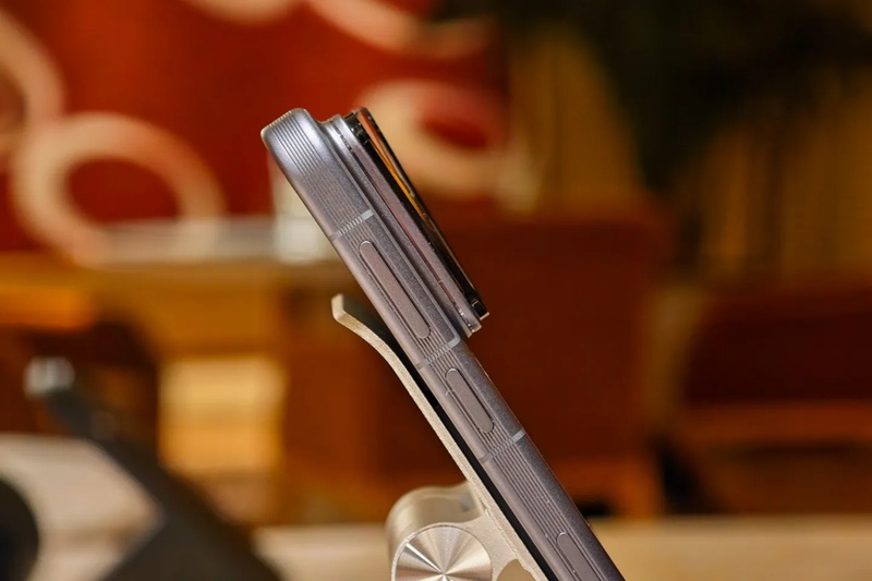 Honor Robot Phone all'esposizione CES 2026