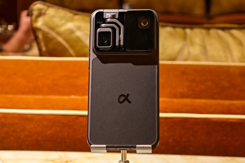 Dimostrazione della fotocamera del Honor Robot Phone al CES 2026