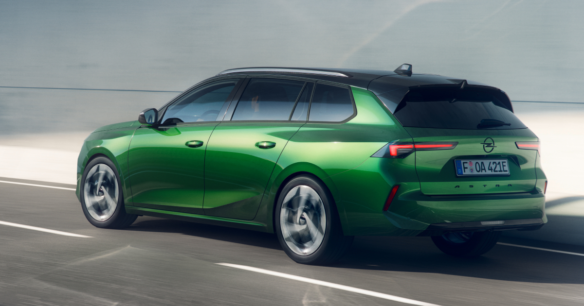 Nuova Opel Astra Sports Tourer aggiornata