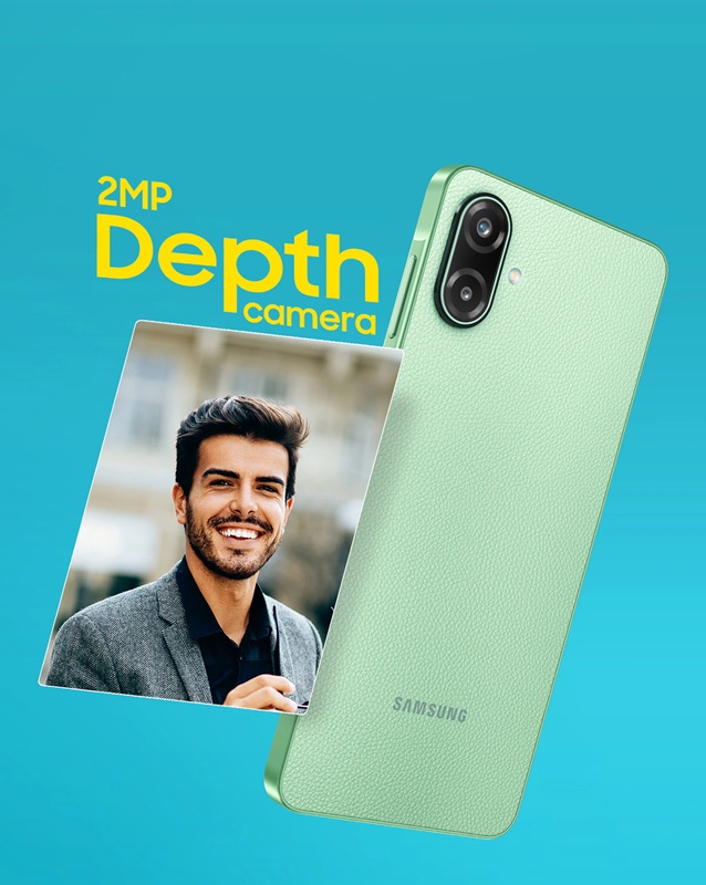 Samsung Galaxy F70e 5G in mano